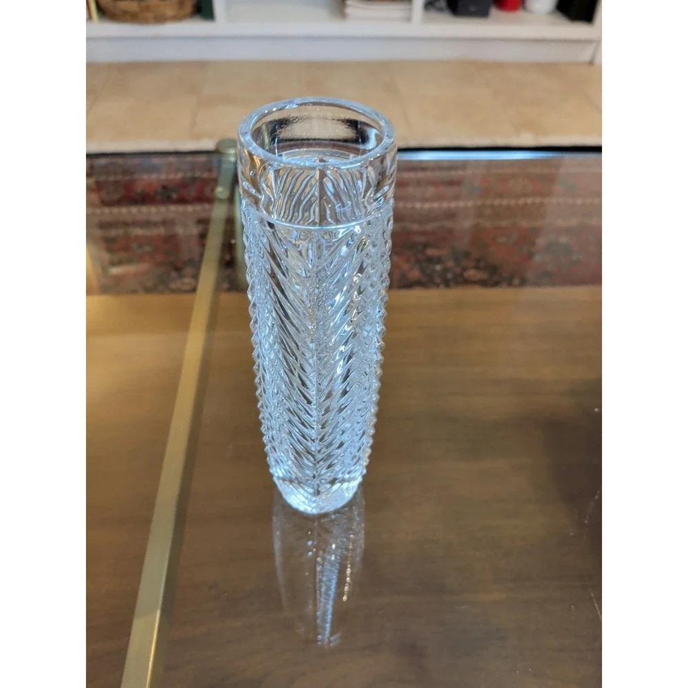 Crystal Ralph Lauren Herringbone‎ Bud Vase, Excellent Condition, 7.5